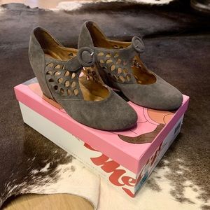 Jeffrey Campbell Torch Grey Wedge